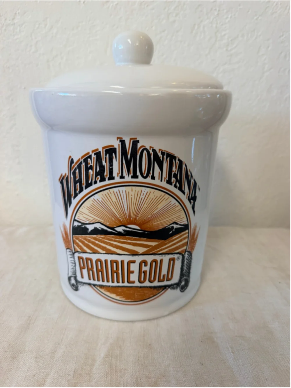 Vintage Wheat Montana Prairie Gold Canister Cookie Jar With lid